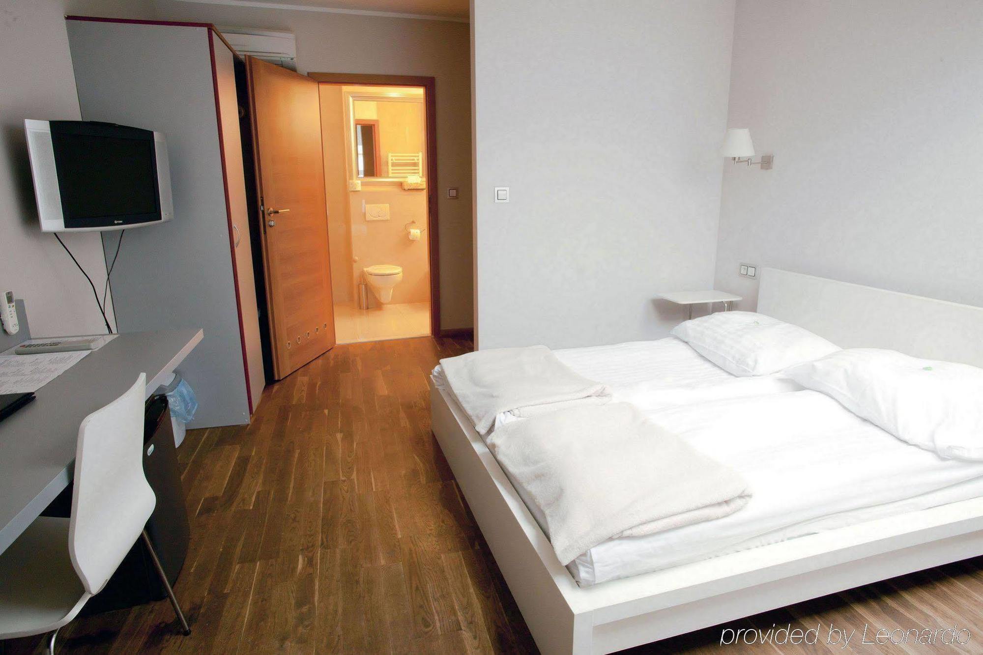 Hotel Floryan Old Town 크라쿠프 객실 사진