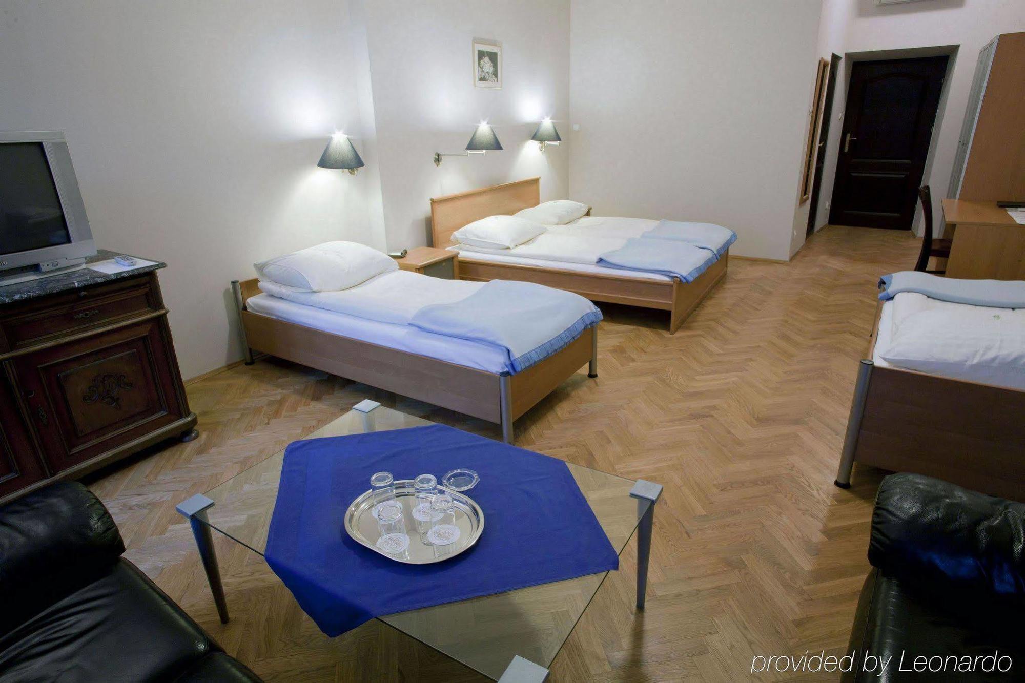Hotel Floryan Old Town 크라쿠프 객실 사진